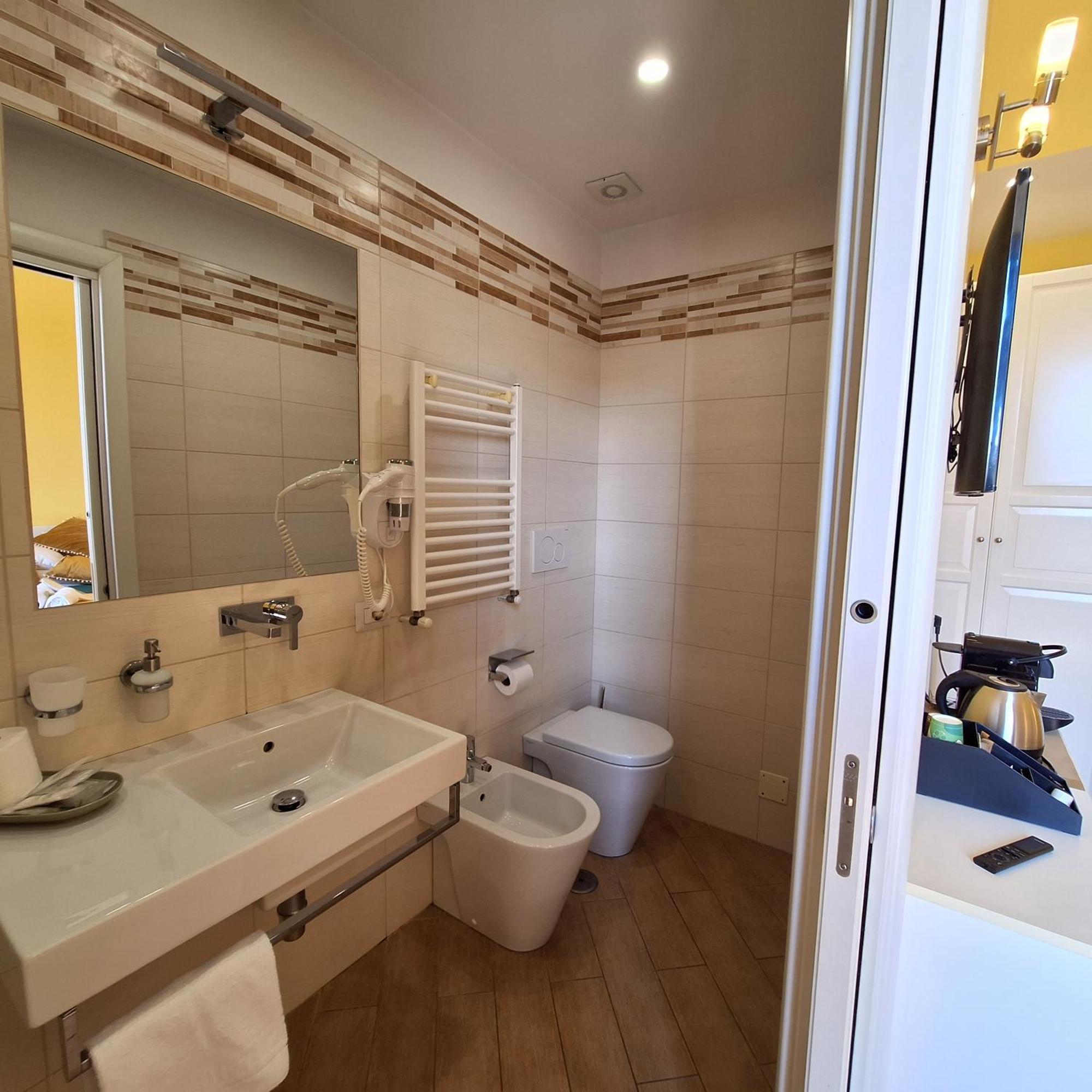 Residenze Serventi Longhi ローマ エクステリア 写真